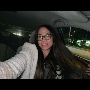 Meet your Posher, Thao